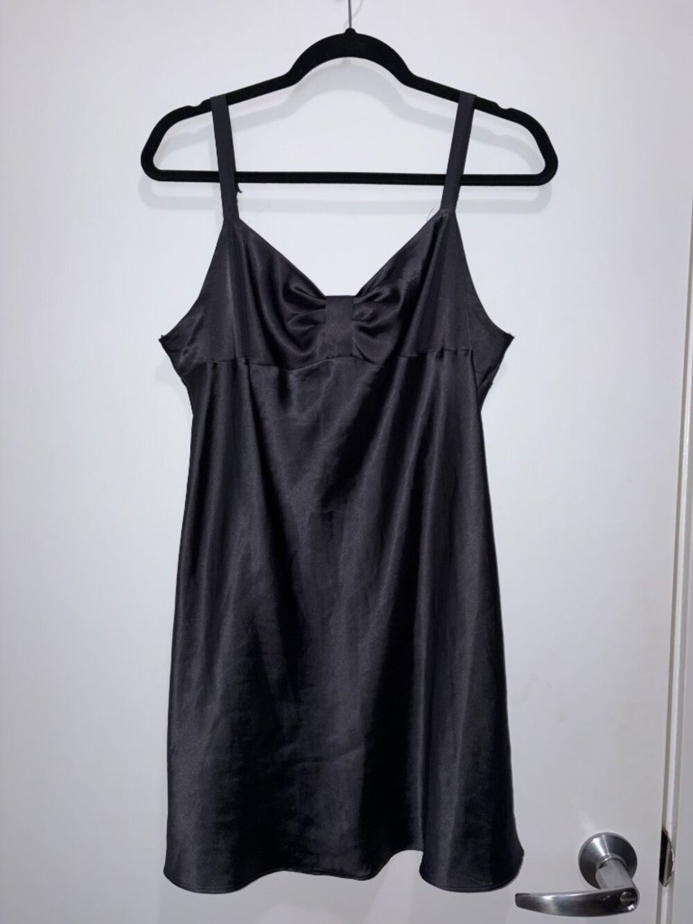 Victoria's Secret Y2K Bow-Front Slip